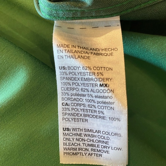 Chico’s No Iron 3/4 Shelve Blouse - Picture 9 of 9